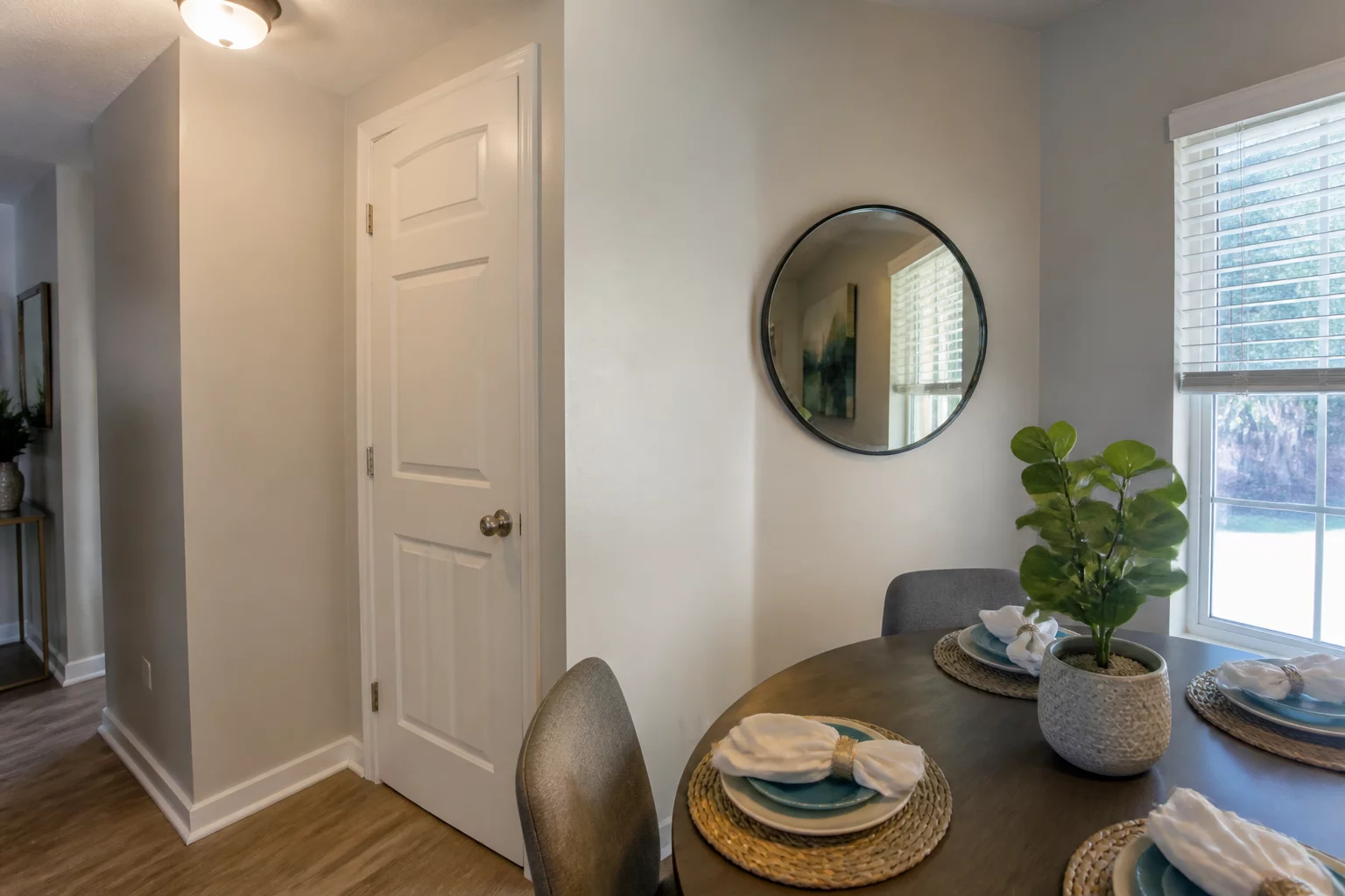 Dining and bathroom blueprint clash